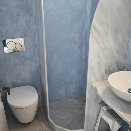 Andriani's 2* Mykonos Town