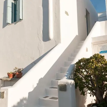 Andriani's 2* Mykonos Town
